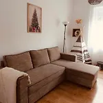 Apartament Hunor Vendeghaz Golop