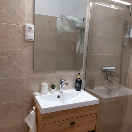 Appartement Hunor Vendeghaz *