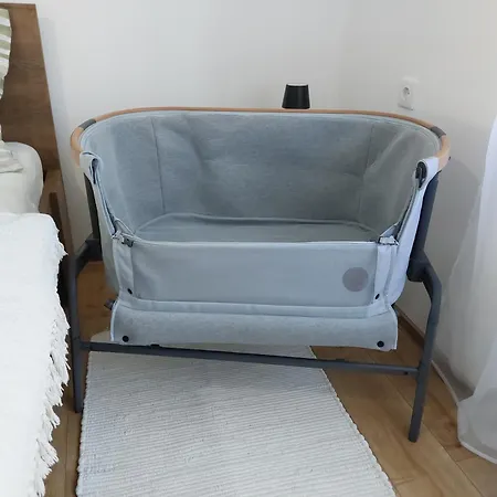 Hunor Vendeghaz Apartamento *