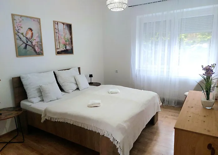 Lägenhet Hunor Vendeghaz